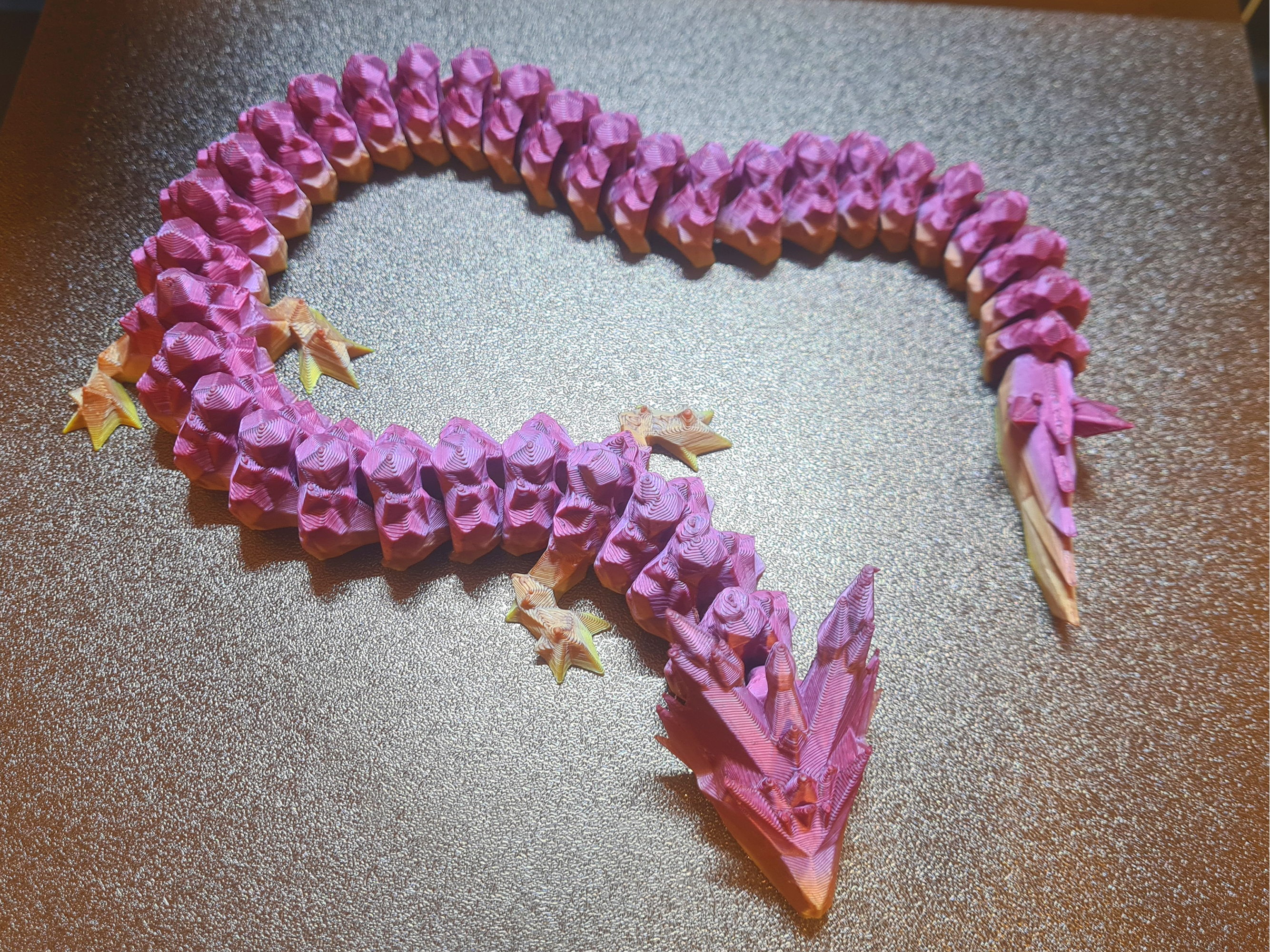 Dragon with closeable egg